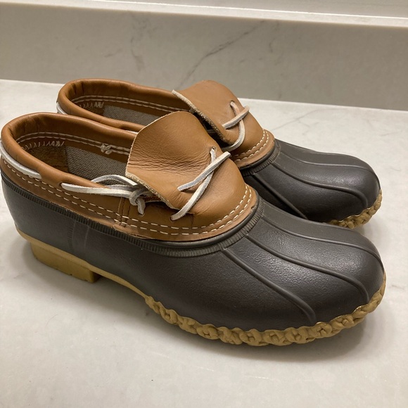 L.L. Bean Shoes - LL Bean Low Top Bean Boots Rubber Moc Duck Shoes Size Women's 10/ Men's 8